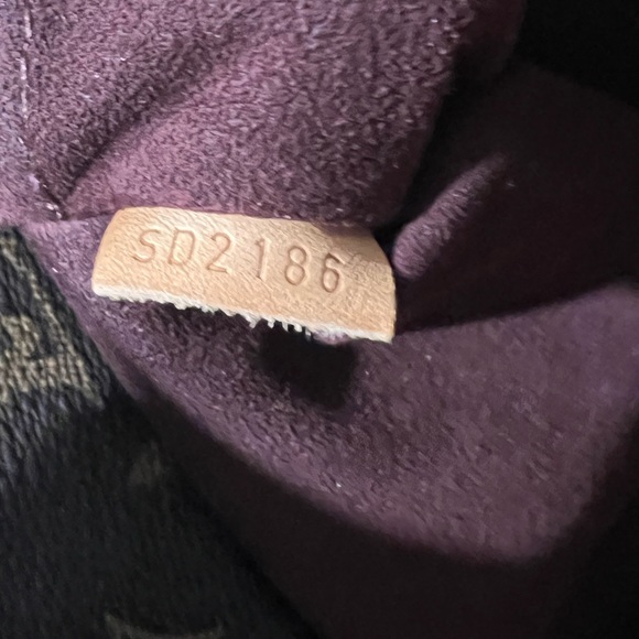 Louis Vuitton Montaigne mm monogram - Picture 2 of 16